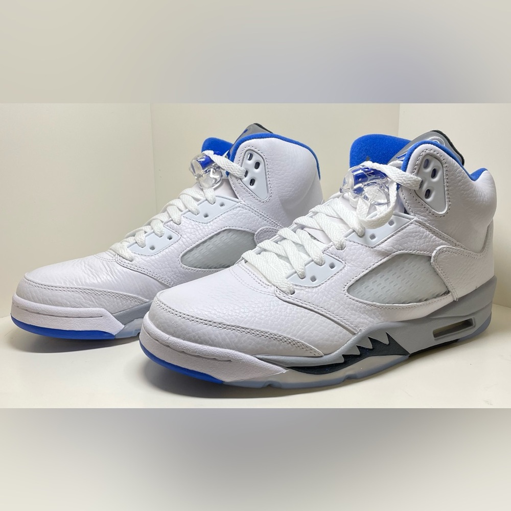 Air Jordan V Retro ‘Stealth’
